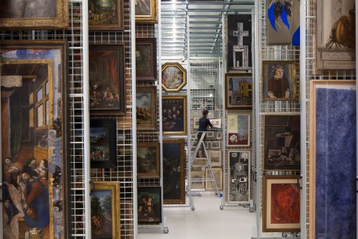 Seelenlandschaften | Wer oder was ist The Phoebus Foundation, Antwerp?