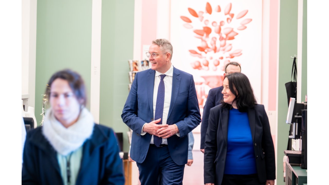 #arpaktuell | Ministerpräsident Alexander Schweitzer zu Besuch im Arp ...