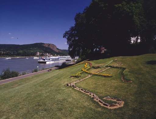 Peter Hutchinson – Thrown Ropes Remagen / Arp Museum Rolandseck